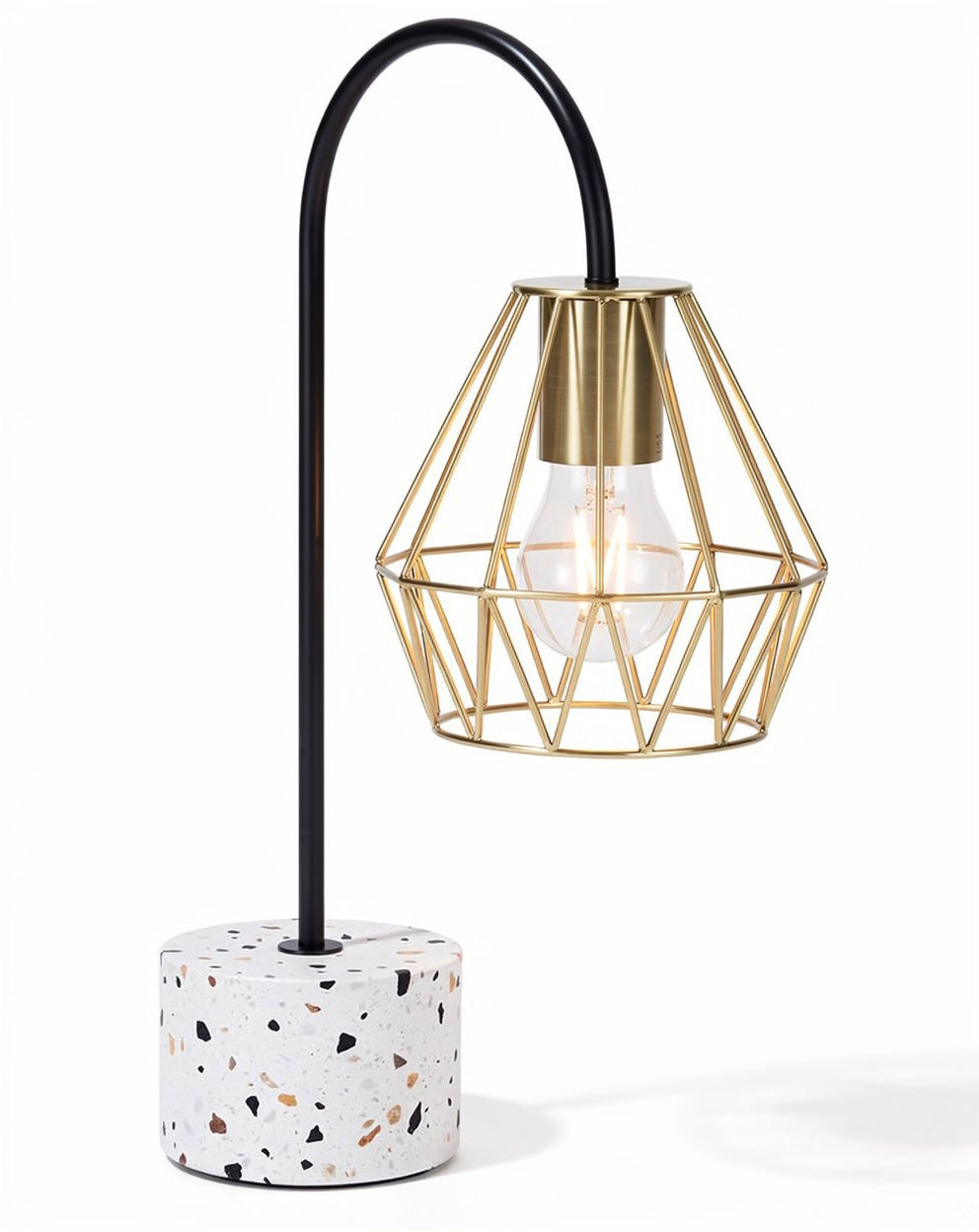 **Moderne bureaulamp met metalen frame en terrazzo voet**
